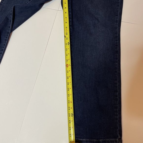 Lane Bryant Size 16S Mid Rise Straight Jeans Signa - Picture 6 of 11